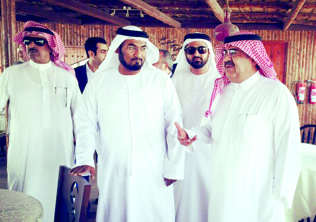 "جانب من الزيارة"