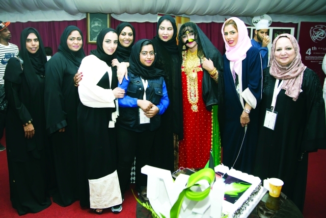 "وفد الدولة في افتتاح الخيمة التراثية"