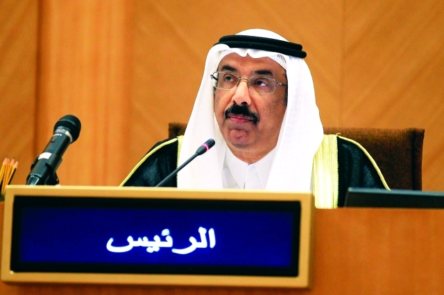 "محمد المر مترئساً جلسة المجلس الوطني"
