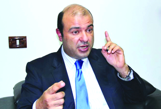 "وزير التموين المصري خالد حنفي"