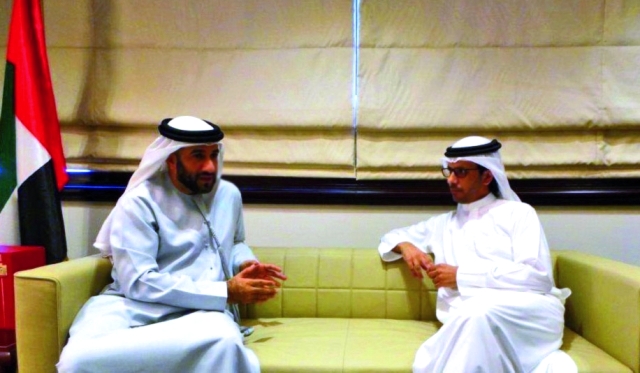 "خلال استقبال محمد مطر المري لعبد الباسط الجناحي\t\tمن المصدر"