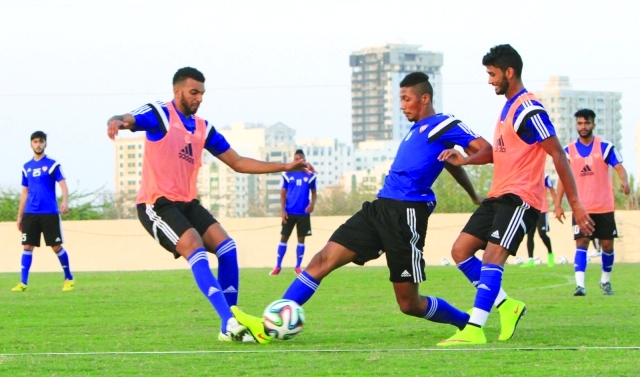 "انضباط وحماسة في تدريبات المنتخب الأولمبي في معسكر الفجيرة\t- البيان"