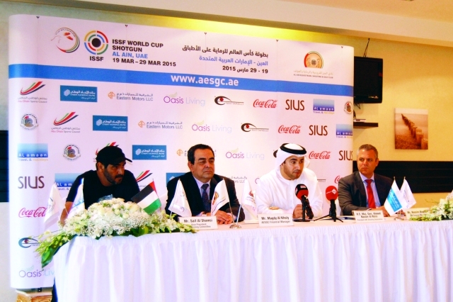 "الريسي والحضور خلال المؤتمر الصحافي لبطولة العالم-البيان"