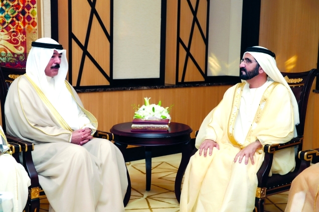 "محمد بن راشد خلال استقباله محمد الخالد الحمد الصباح"