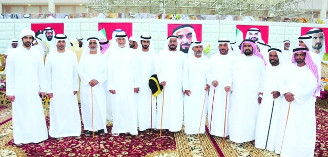 "عبيد الكعبي والعريس عبد الله وعدد من المدعوين"
