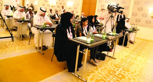 "جانب من الحضور"