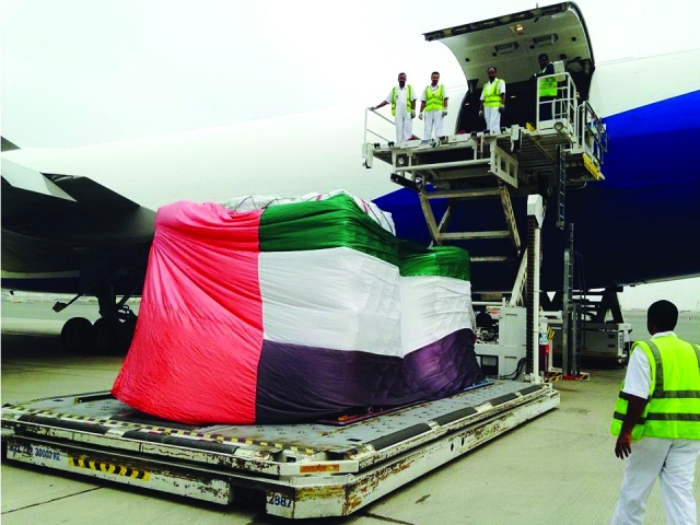 خليفة ومحمد بن راشد يأمران بإغاثة متضرري إعصار بام