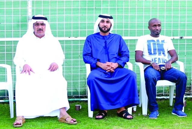 "إدارة الصقور تدعم اللاعبين معنوياً قبل لقاء الشباب - البيان"
