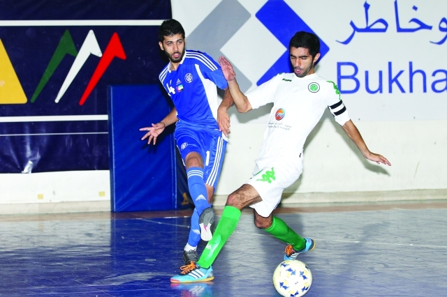 "من مباراة سابقة بين النصر والشباب - البيان"