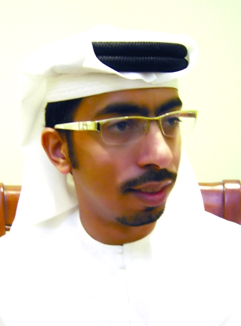 "عبدالله الحوسني"