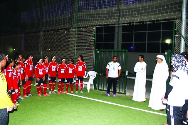 "السركال يشد من أزر اللاعبات \t\t\t\t\t\t\t\t\t\t\t\t\t\t\t\t\t\t\t\t\t البيان-"