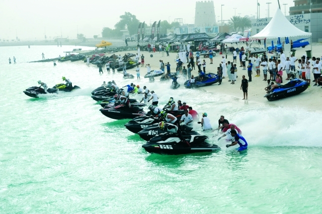 "جميع المتسابقين ينتظرون ساعة الصفر والكل يتطلع للفوز - البيان"