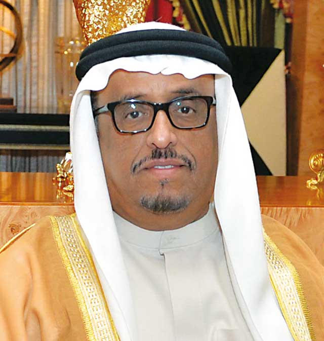 "ضاحي خلفان"