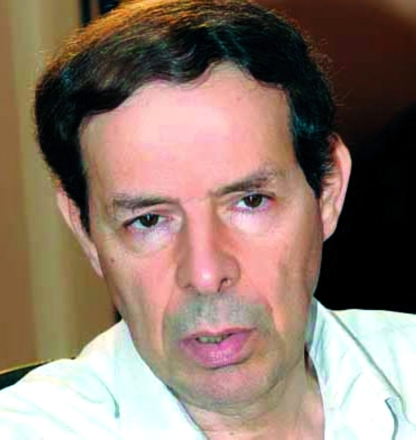 "مصطفى خياطي"