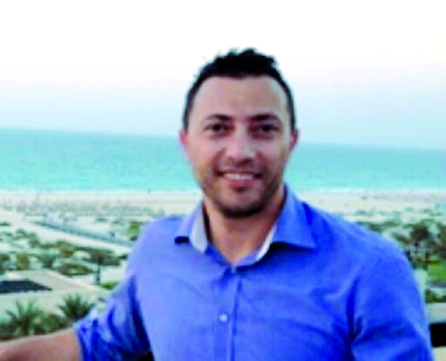 "أمجد باكر"