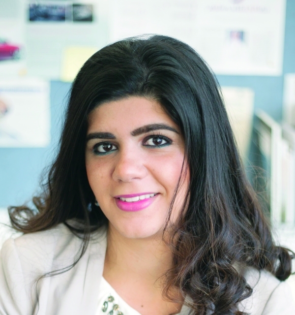 "نادين مزرعاني"