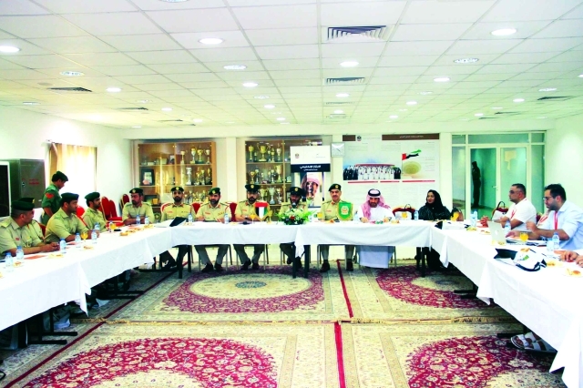 "جانب من المشاركين في ندوة الابتزاز الإلكترونيمن المصدر"