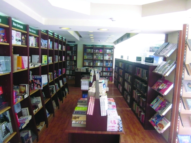"المكتبات العربية تشهد تراجعا في العناوين المترجمة النوعية"