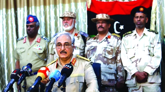 "حكومة طبرق اعتبرت حفتر الرهان الأفضل للقضاء على المتشددين"