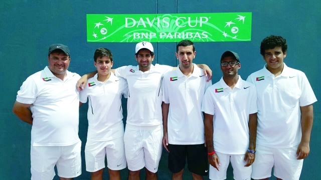 "بعثة منتخب الإمارات"