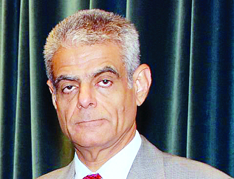 "خليل قايد"
