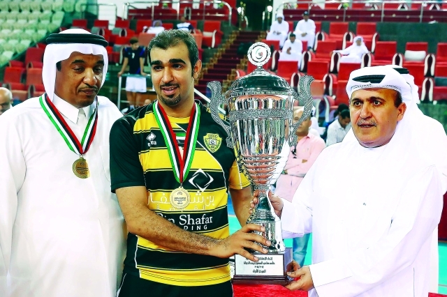 "يوسف الملا يتوج الوصل بكأس الطائرة - البيان"