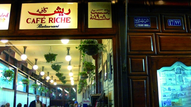 مقهى ريش ذاكرة القاهرة الحية