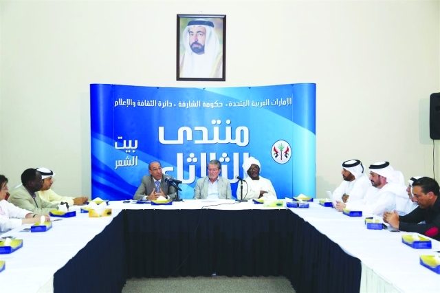 "عبدالقادر الكتيابي ونواف يونس والدكتور صالح هويدي"