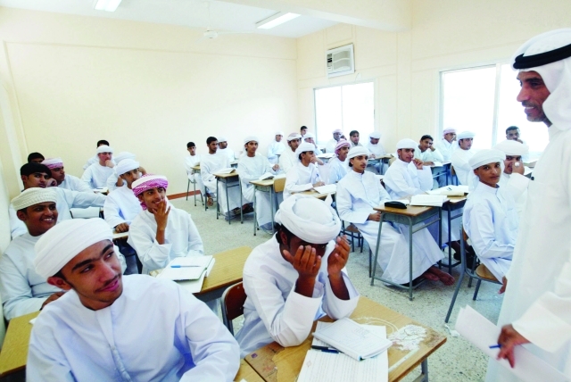 "التركيز على الجيل بإتقان اللغة العربية\tالبيان"