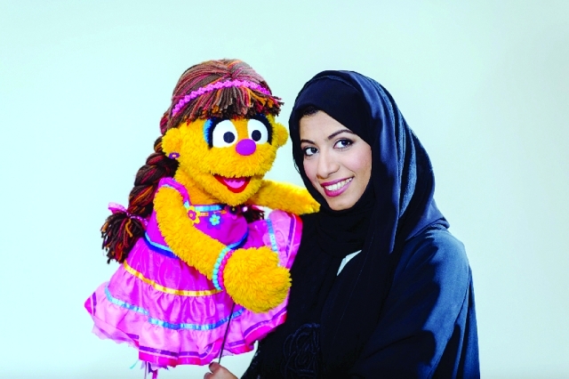 "أسماء الشامسي: الشخصية(الدمية) تظهر للمرة الأولى أمام الجمهور"