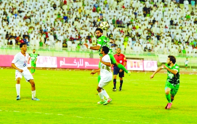 "■ الاستحقاقات تؤجل استعداد الأزرق | البيان"
