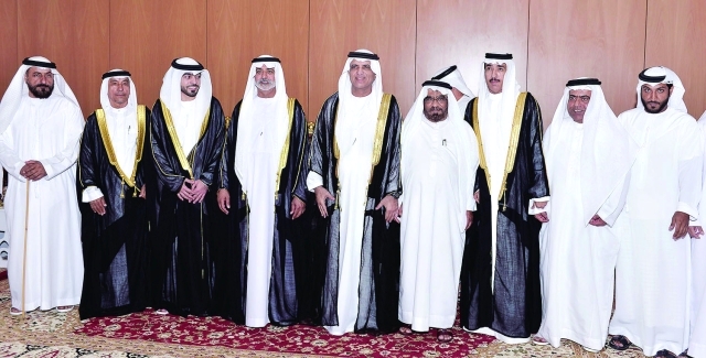 "■ سعود بن صقر خلال الحفل بحضور نهيان بن مبارك وأحمد الزعابي  |  وام"