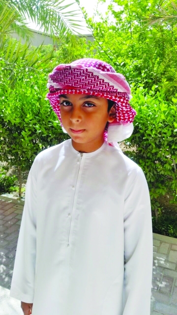 "■ علي أحمد"