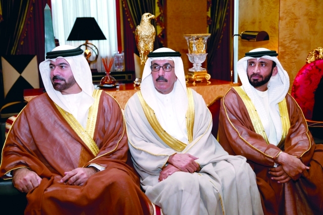 "محمد القرقاوي وعبدالله غباش ومحمد الشيباني"