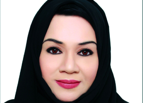 "موزة الشومي"