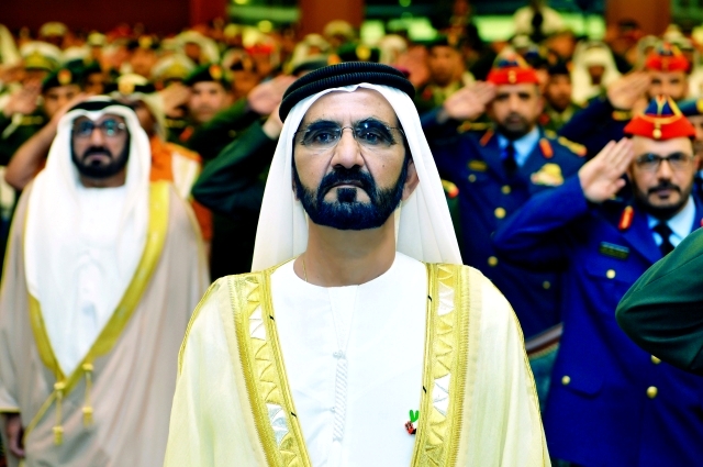 "■ نائب رئيس الدولة خلال عزف السلام الوطني"