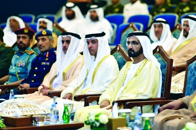 "■ سموه خلال تخريج الضباط بحضور هزاع وسيف بن زايد والرميثي"