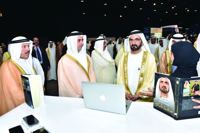 "نائب رئيس الدولة خلال الحفل بحضور حمدان بن راشد وسيف وعبدالله بن زايد ونهيان بن مبارك"