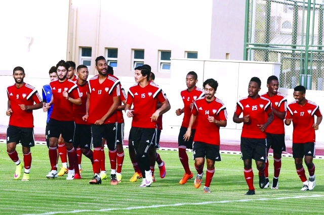 "■ تدريب المنتخب بملعب شعبة الرياضة العسكرية | البيان"
