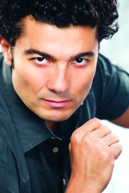 "■ خالد النبوى"