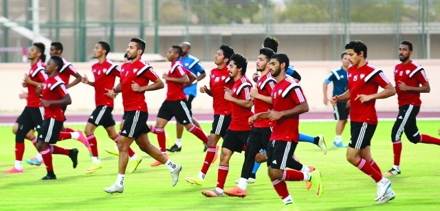 "من تدريبات المنتخب خلال المعسكر الداخلي - البيان"