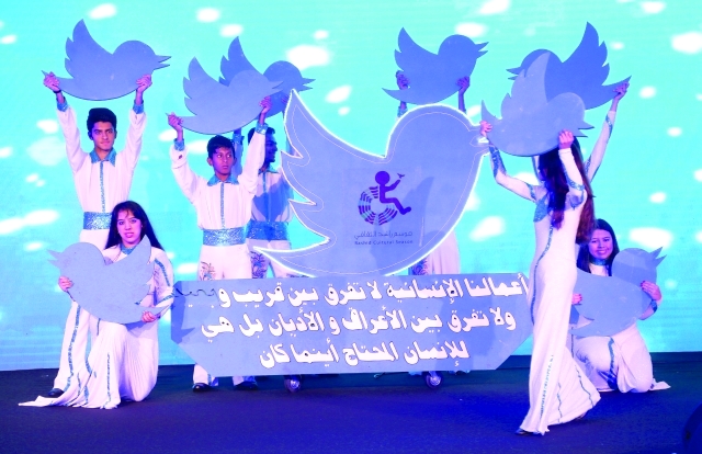 "■ رقص عالمي واستعراضات تعبيرية"