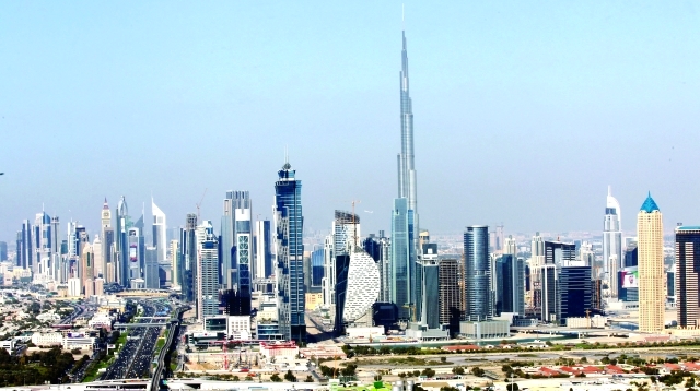 "■ دبي تتابع استراتيجيتها نحو التحول إلى مدينة ذكية بفضل مقوماتها الواعدة | البيان"