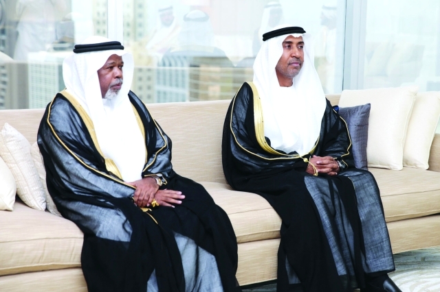 "■ عبيد الكتبي وبلال البدور خلال مراسم تأدية اليمين القانونية"