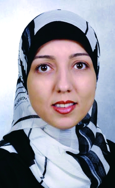 "■ رنا قباني"