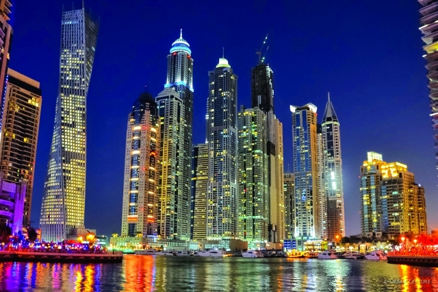 "ممشى دبي مارينا ليلا | البيان"