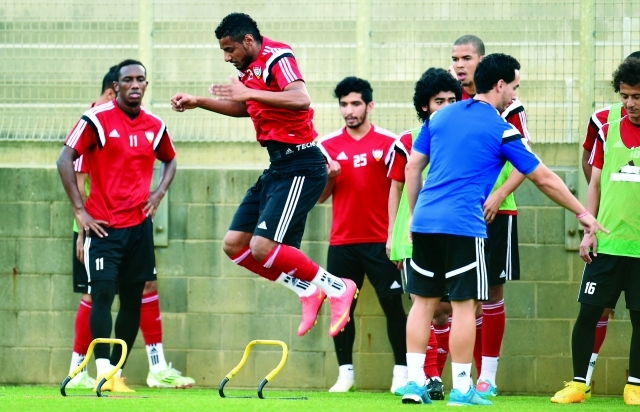 "■ من تدريبات سابقة للمنتخب | البيان"