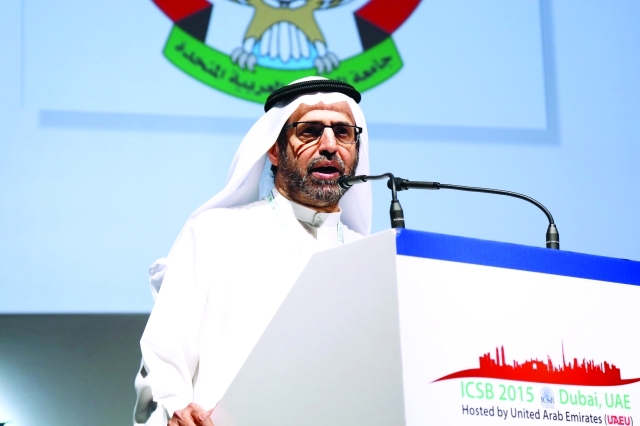 "علي راشد النعيمي: ركيزة استراتيجية في تنمية المجتمع"