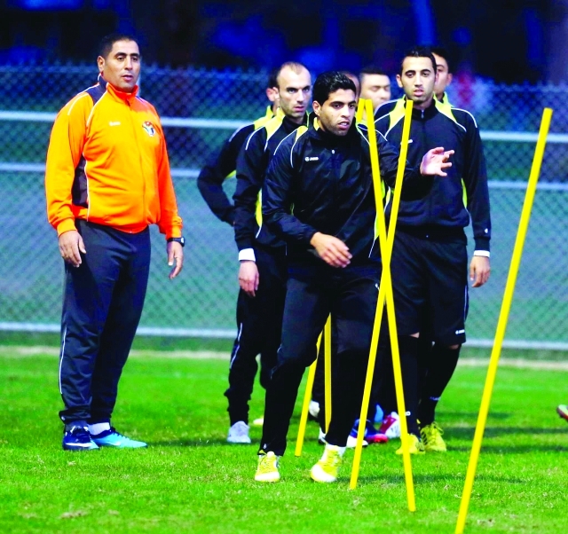 "■ المنتخب الأردني أنهى تدريبه الأخير أمس على الملعب الذي سيشهد المواجهة | البيان"