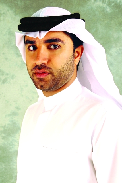 "■ علي فاضل"
